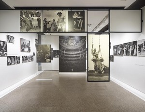 expo-family-of-man-2