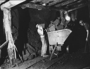 travail-dans-la-mine
